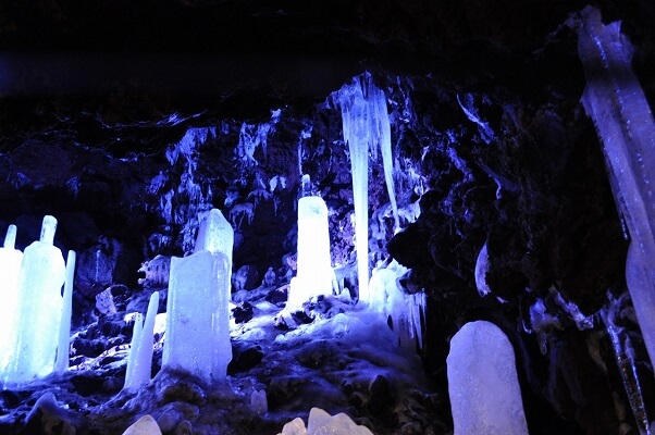 Ледяная пещера Нарусава