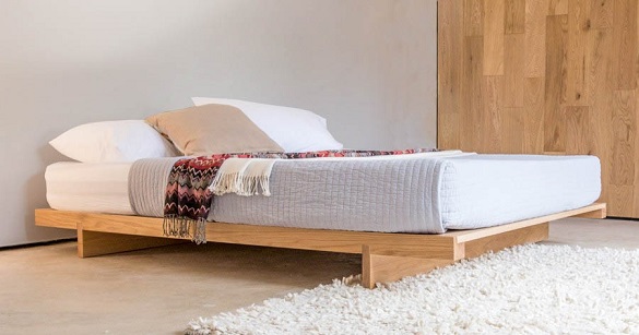 Низкая кровать в японском стиле