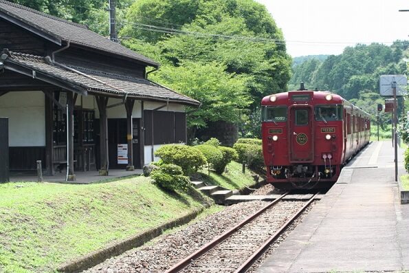 Поезд Исабуро