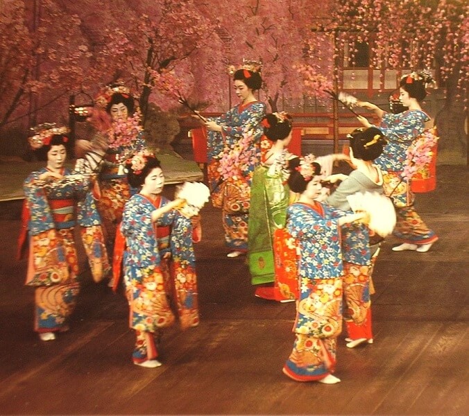 японский танец