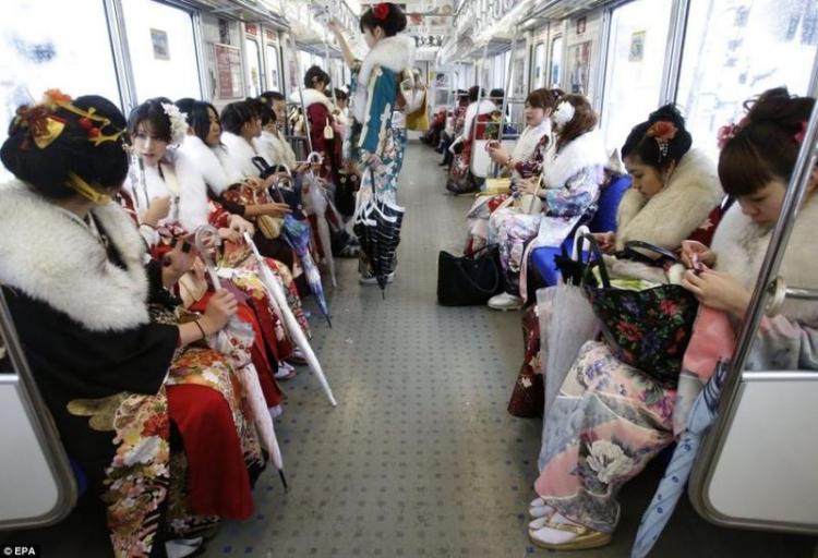 япония вагоны для женщин