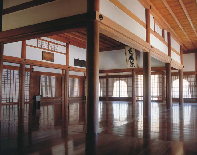 Школа Сидзутани