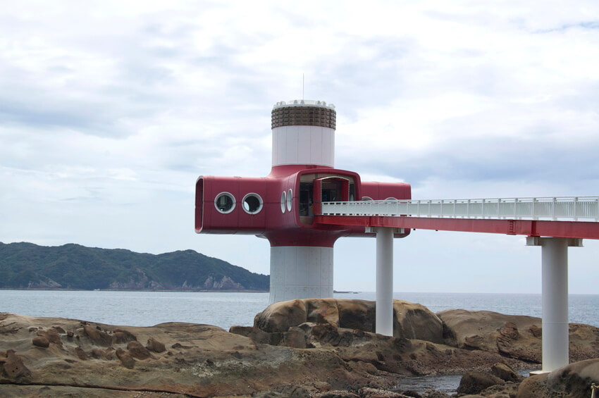 Подводная смотровая башня Асидзури