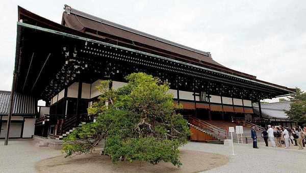 Императорский дворец в Японии Токио