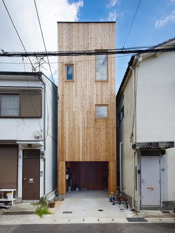 Узкий дом в Японии